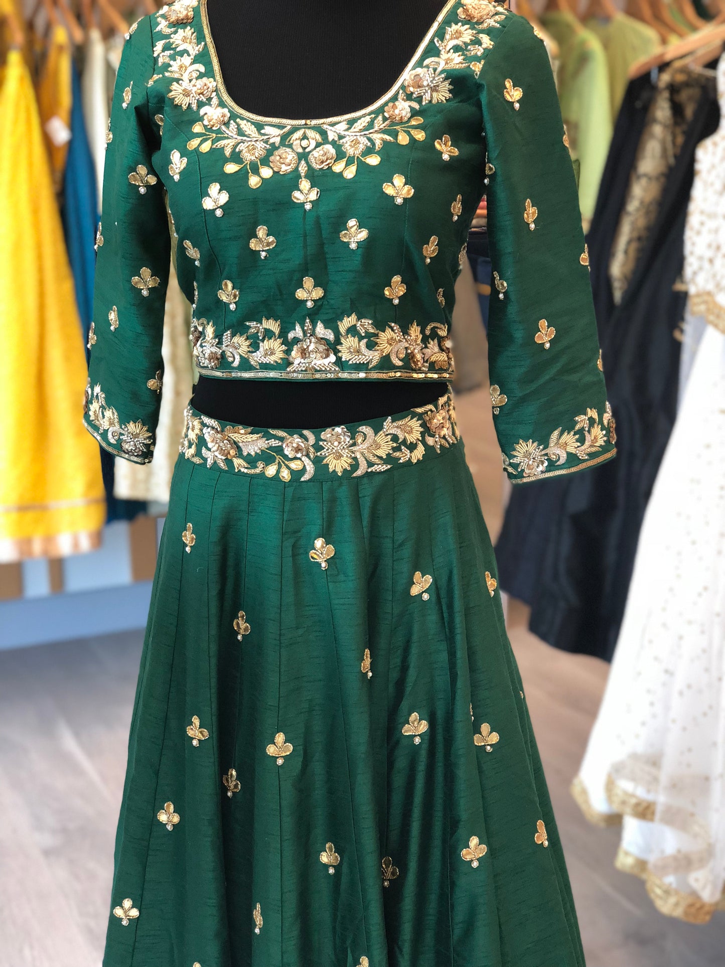 Emerald Lehnga