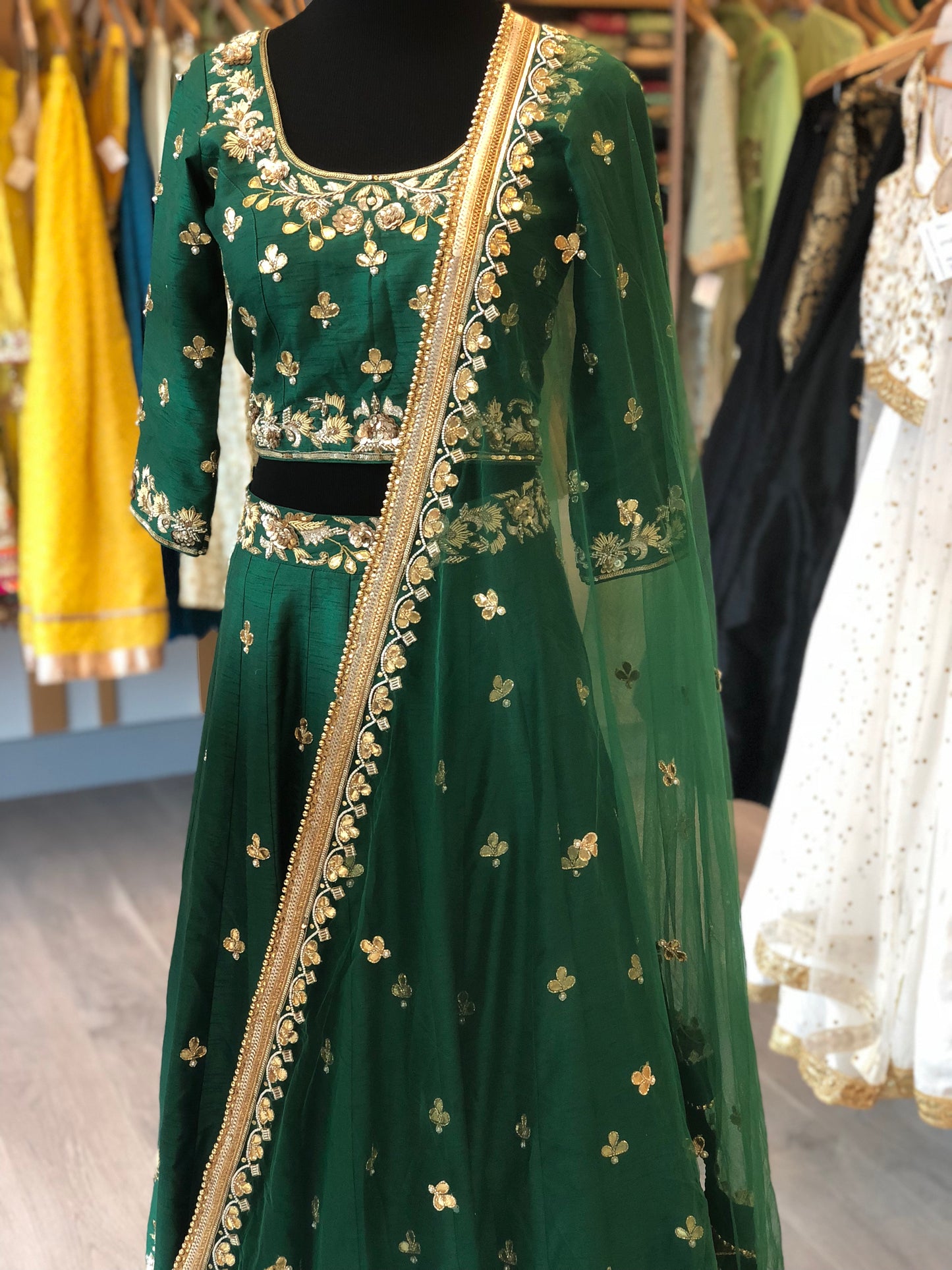 Emerald Lehnga